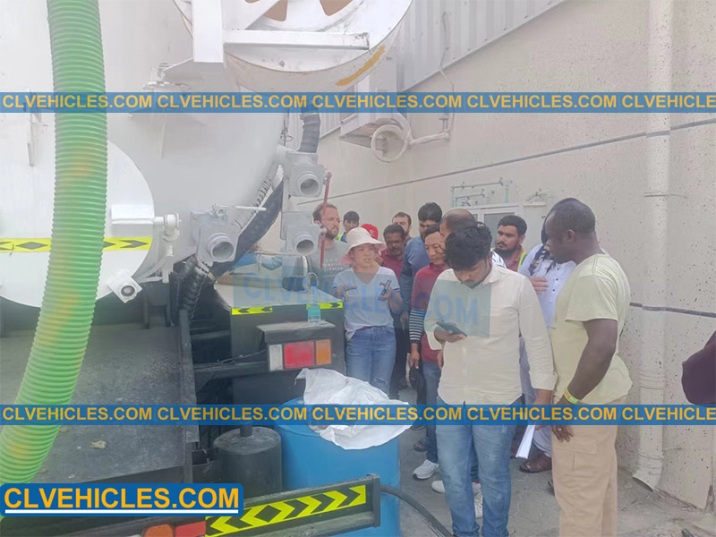 ISUZU Vacuum Tank Truck