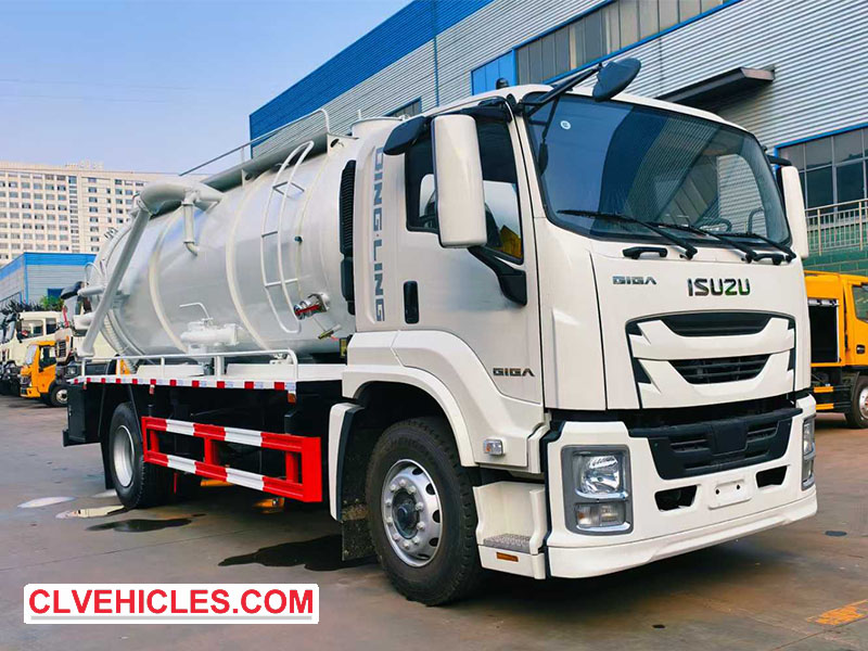 ISUZU sewage vacuum truck